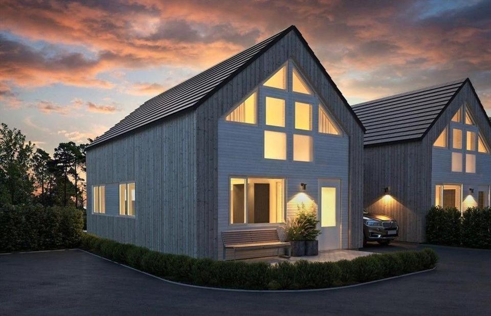 Barnevennlig Ved Sjoen Casa de férias *